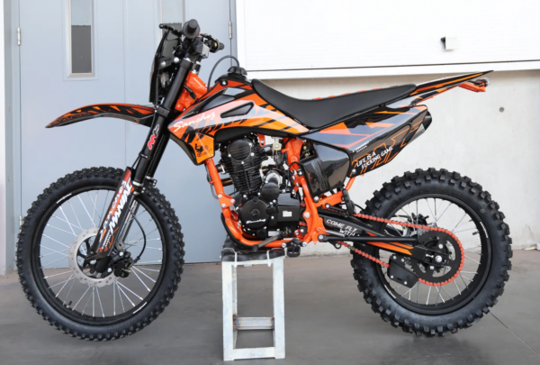 Sanchez MANIAC CB250D — изображение 3
